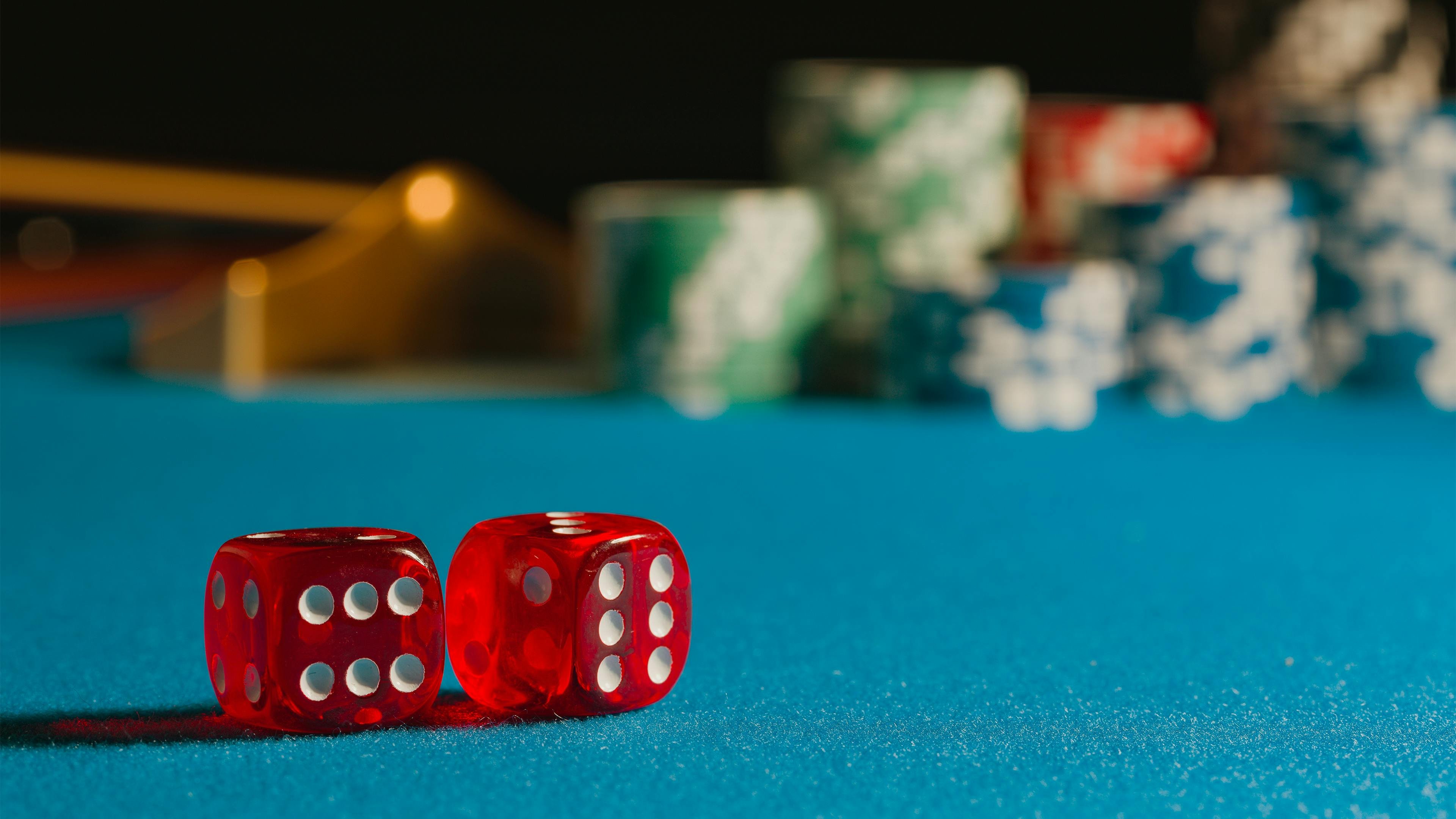 Người dùng Việt Nam trải nghiệm gamebai trên điện thoại di động